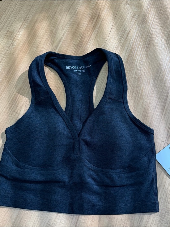 Beyond Yoga Other - Beyond Yoga Deep Black V-Neck Racerback Sports Bra